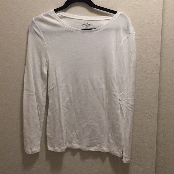 Old Navy White Fitted Long Sleeve Tee Size Large - Picture 1 of 5